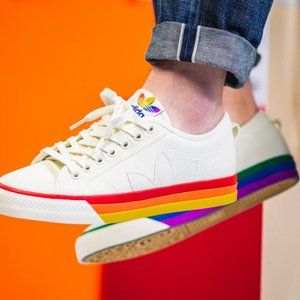 Adidas Nizza Pride Sneaker (Unisex)  WHITE/ MULTI, Size 10W/MM